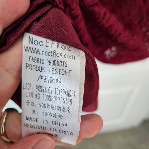 Noctflow Red Lace Long Sleeve Dress High Neck Size Large Holiday Sheath Dress‎ - Picture 8 of 11